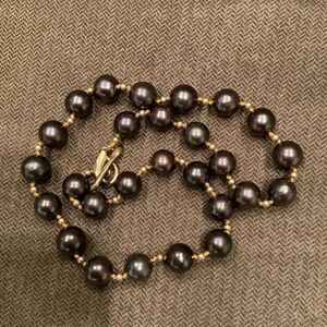 Freshwater Pearls Knotted on Silk with Gold beads. New gift box Mother’s Day